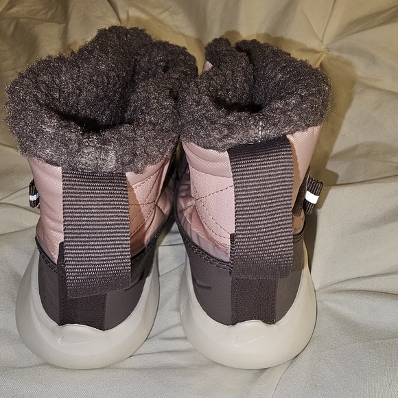Nike Kids Flex Advance Snow Boots, Size 13 - Picture 6 of 10